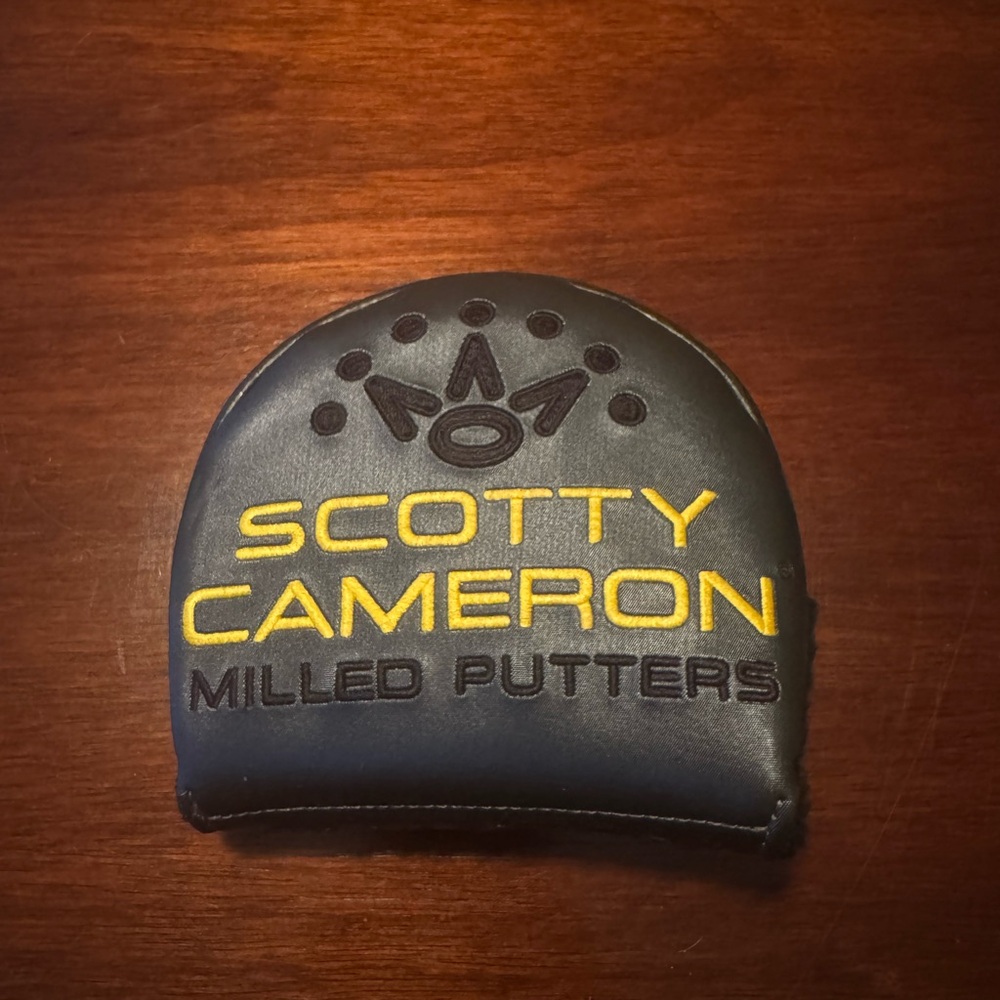 Scotty Cameron mallet Putter Cover